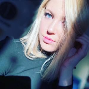 Meet your Posher, Hailey